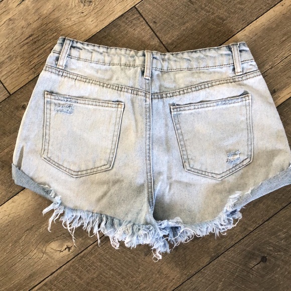 💗Forever 21 High Rise Shorts💗 - Picture 2 of 4